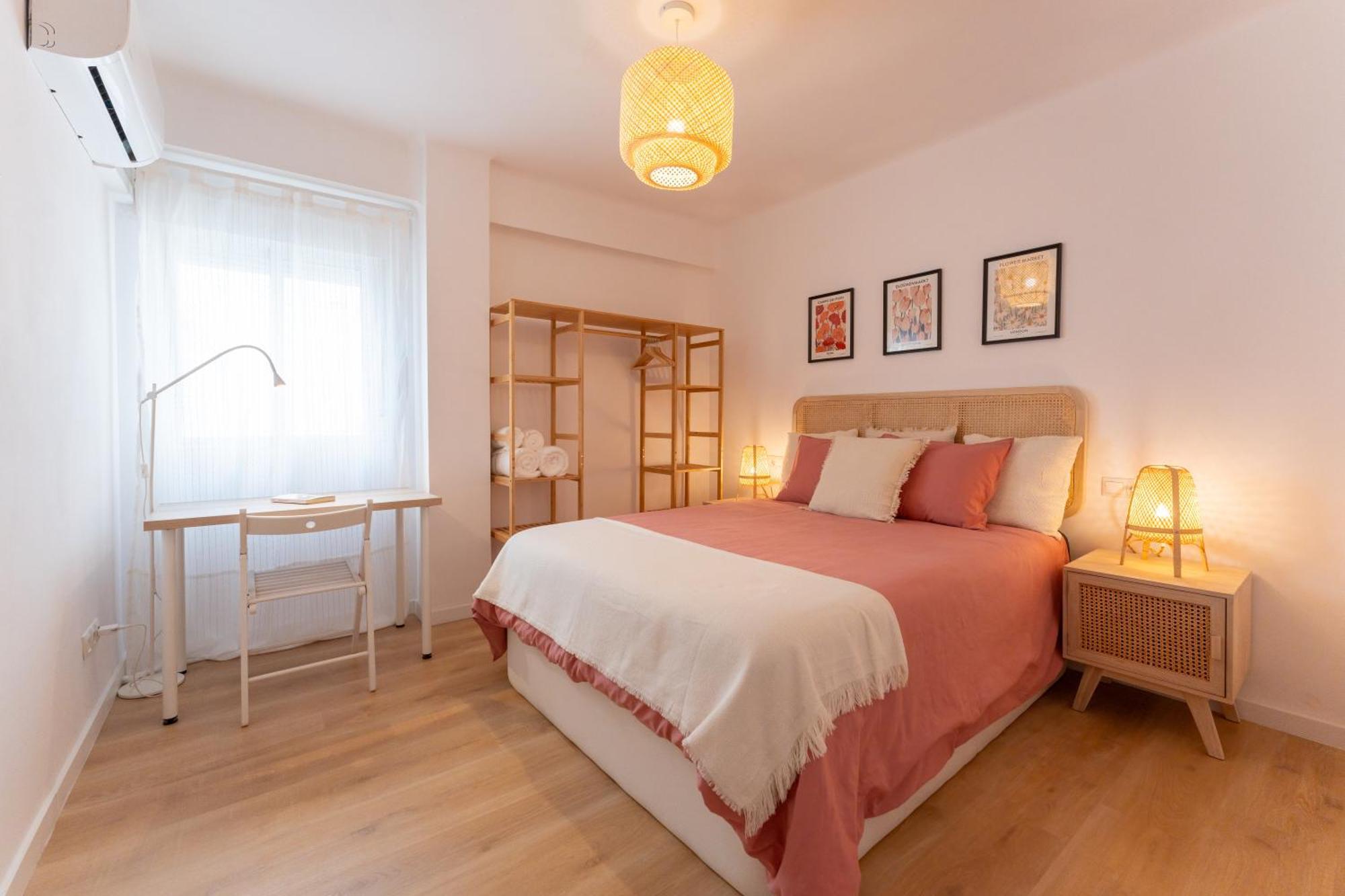 Malaga Lux Oasis - Modern 3Br, Fast Wifi, Smarttv Málaga Exterior foto